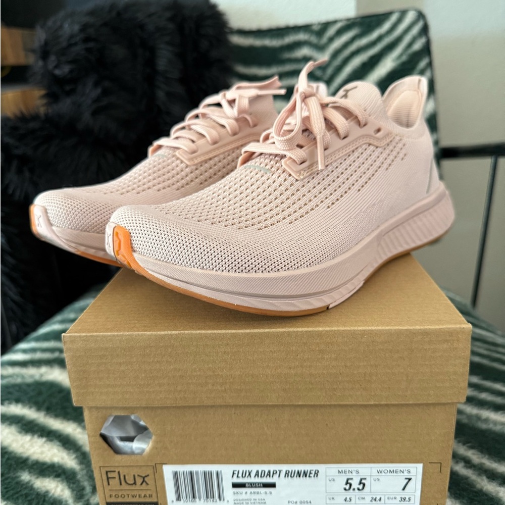 Lux Women's Blush Adapt Runner Sneakers